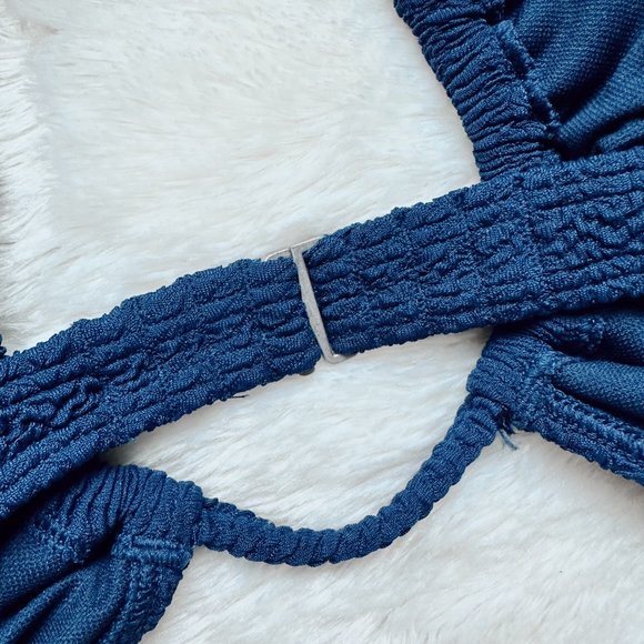 A&F Textured Bandeau Bikini Top NWT - Picture 3 of 5